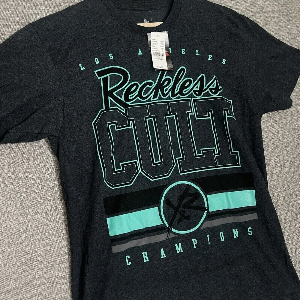 Young and Reckless Shirt Men Medium Deadstock Cult Champions Los Angeles Y2K New - Picture 9 of 10
